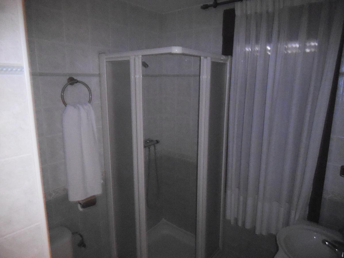Hostal Los Galgos Yepes Luaran gambar