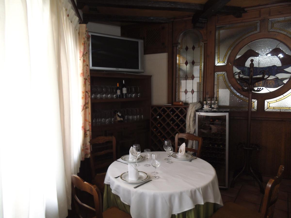 Hostal Los Galgos Yepes Luaran gambar