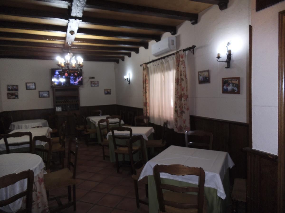 Hostal Los Galgos Yepes Luaran gambar