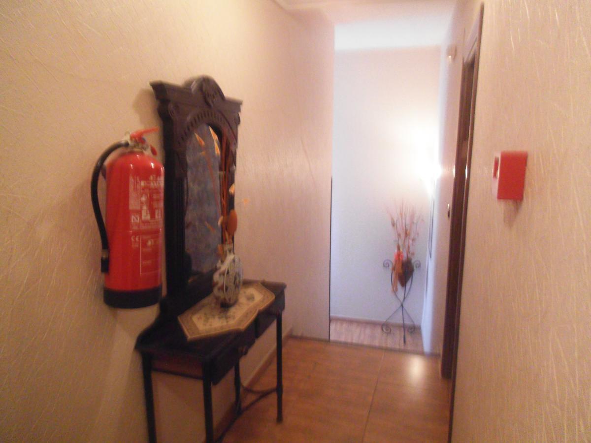 Hostal Los Galgos Yepes Luaran gambar