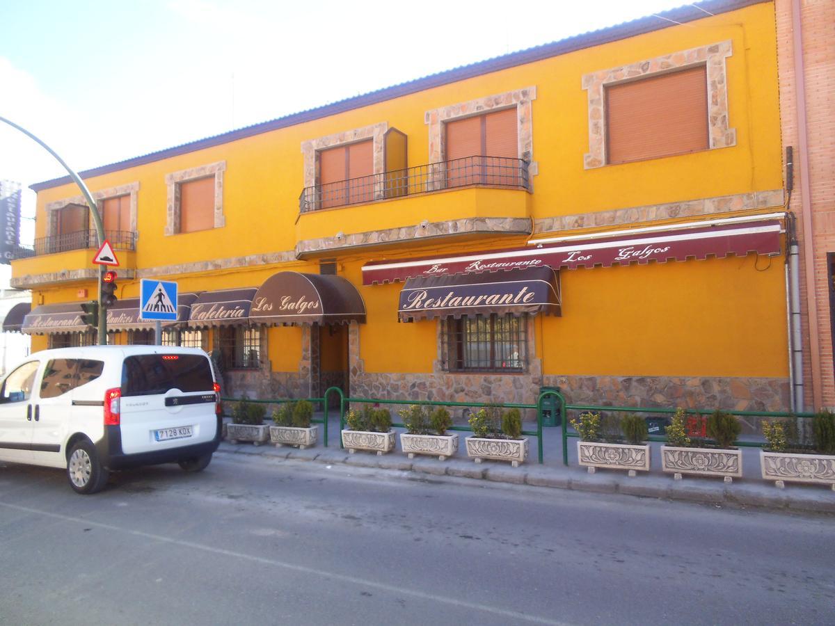 Hostal Los Galgos Yepes Luaran gambar