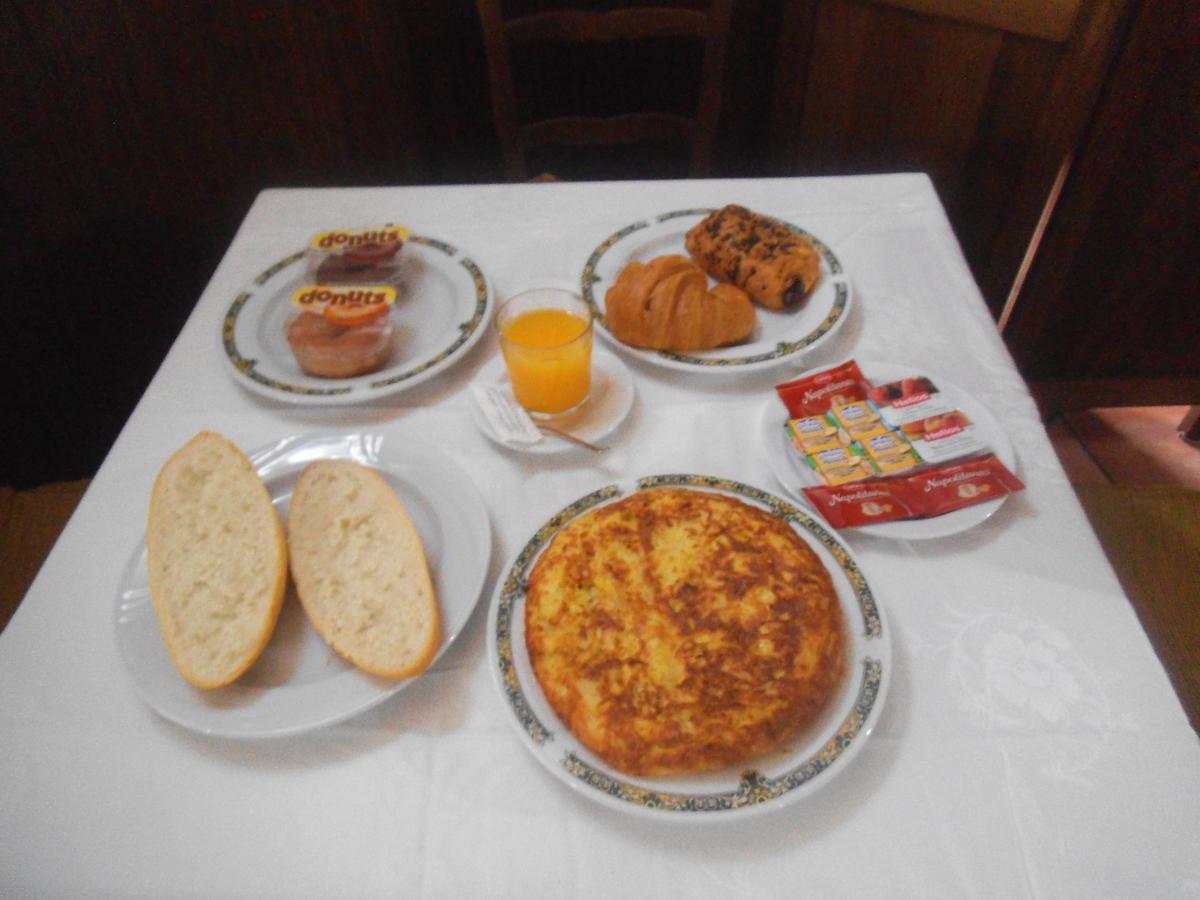 Hostal Los Galgos Yepes Luaran gambar