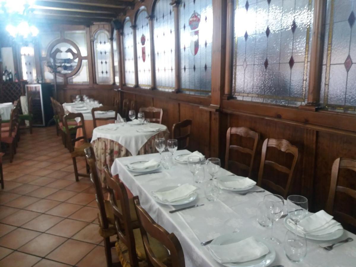 Hostal Los Galgos Yepes Luaran gambar